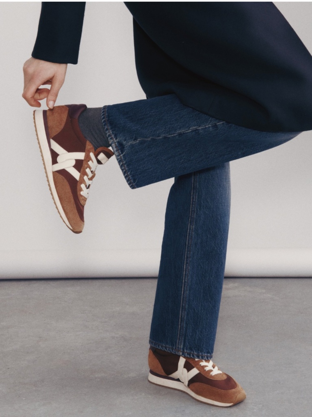 EUC Veronica Beard Penrose Sneaker in Chocolate/Hazelwood/Raisin, Size 8